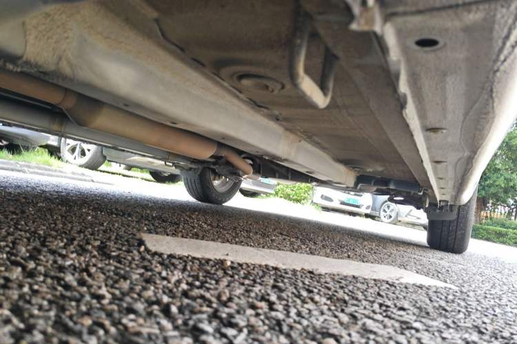 Used Suzuki Alivio 2015 1.6L Manual Comfort Model Chassis Front Left
