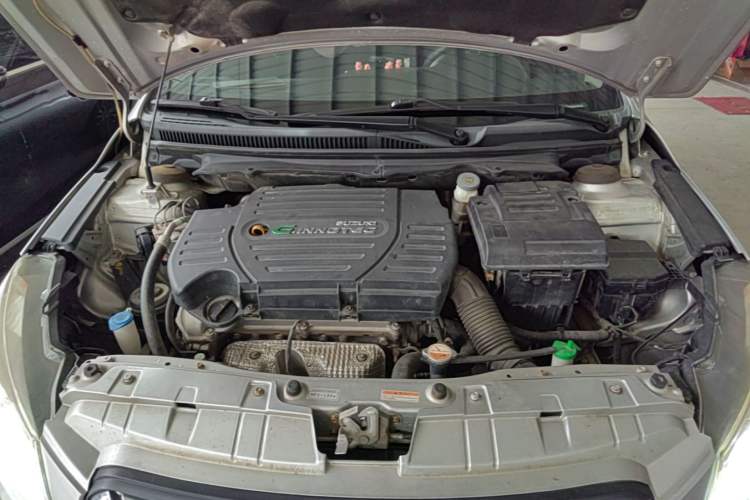 Used Suzuki Alivio 2015 1.6L Automatic Comfort Model Engine Bay