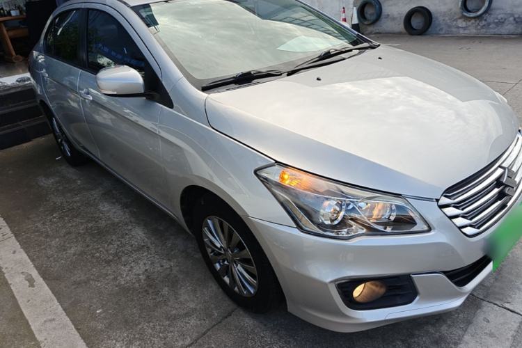 Used Suzuki Alivio 2015 1.6L Manual Comfort Model Front Right 45 Deg
