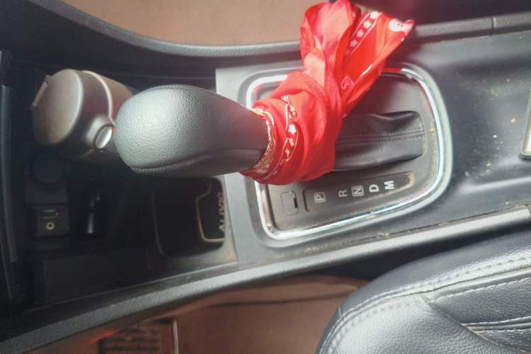 Used Suzuki Alivio 2015 1.6L Automatic Enjoyment Model Gear Lever