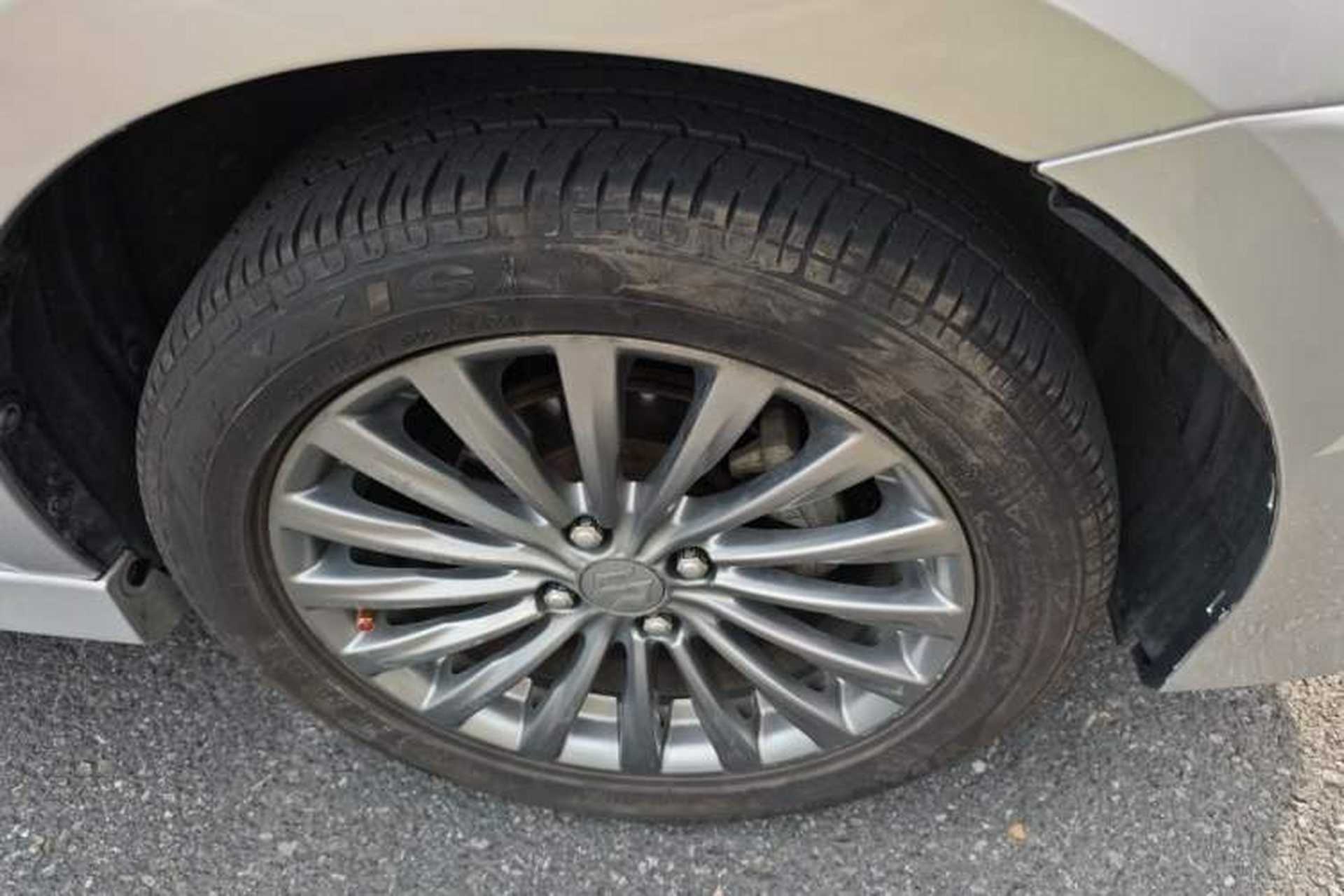 Used Suzuki Alivio 2015 1.6L Manual Enjoyment Model Right Front Wheel Hub