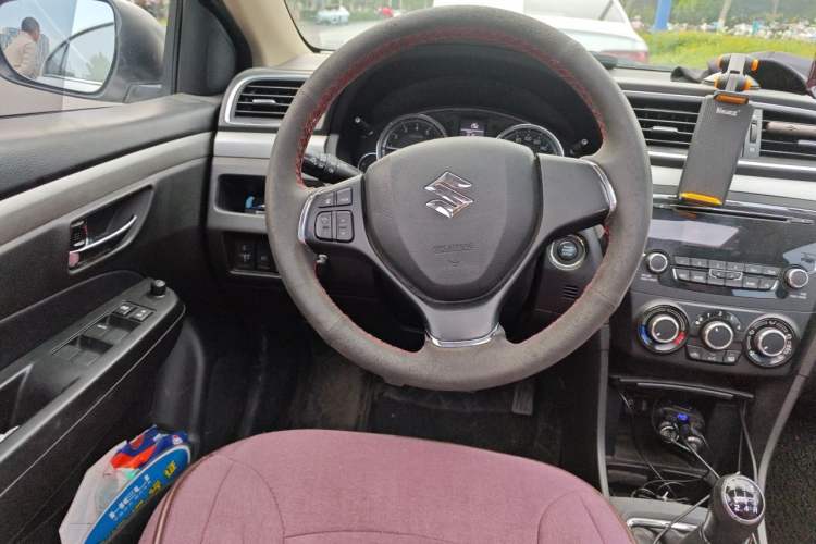 Used Suzuki Alivio 2015 1.6L Manual Enjoyment Model Steering Wheel