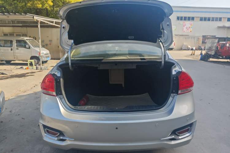Used Suzuki Alivio 2015 1.6L Manual Enjoyment Model Trunk