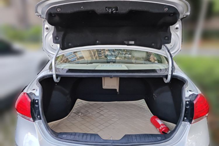 Used Suzuki Alivio 2015 1.6L Manual Enjoyment Model Trunk