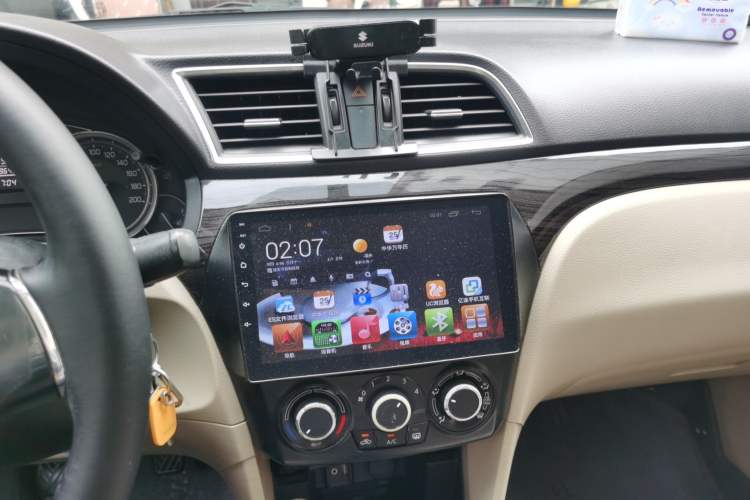 Used Suzuki Alivio 2015 1.6L Manual Comfort Model Audio And AC Panel