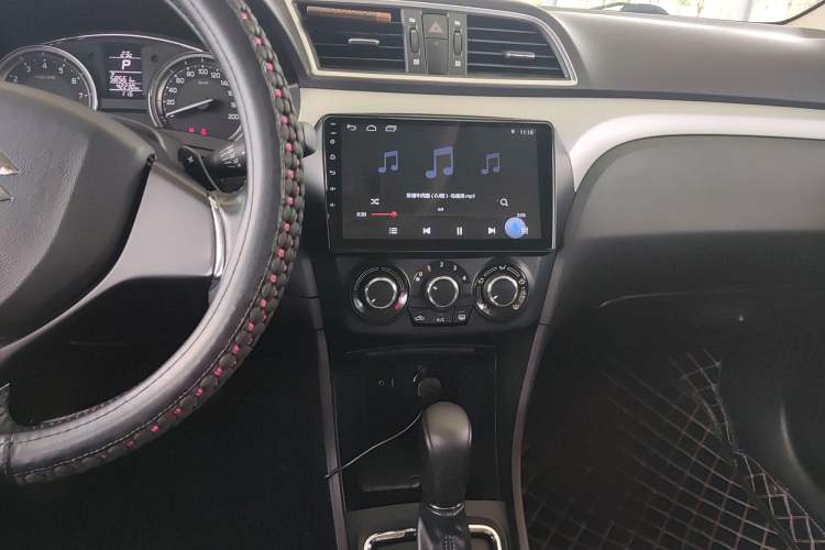Used Suzuki Alivio 2015 1.6L Automatic Enjoyment Model Audio And AC Panel