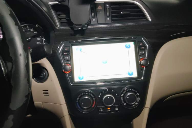 Used Suzuki Alivio 2015 1.6L Automatic Enjoyment Model Audio And AC Panel