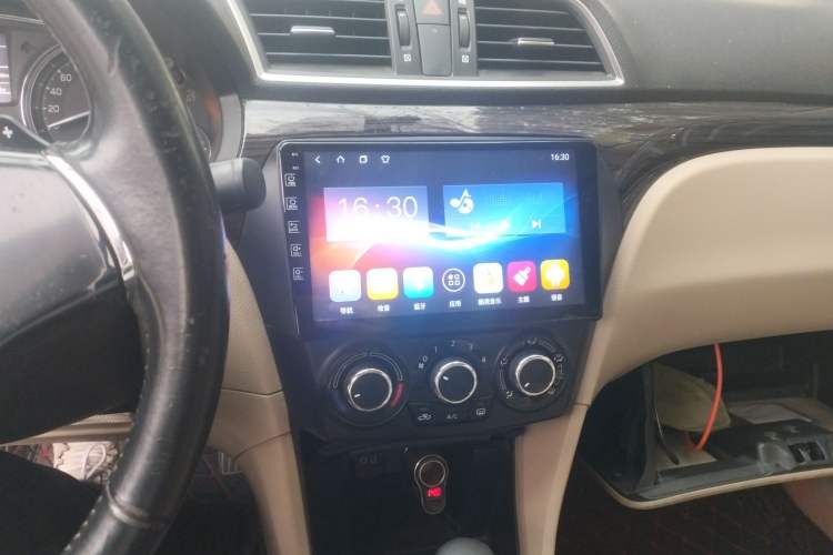 Used Suzuki Alivio 2015 1.6L Automatic Enjoyment Model Audio And AC Panel