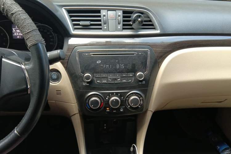 Used Suzuki Alivio 2015 1.6L Manual Enjoyment Model Audio And AC Panel