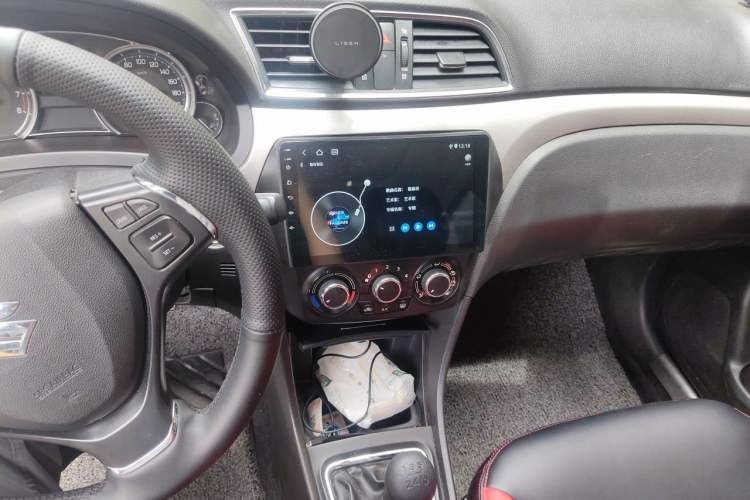Used Suzuki Alivio 2015 1.6L Manual Enjoyment Model Audio And AC Panel
