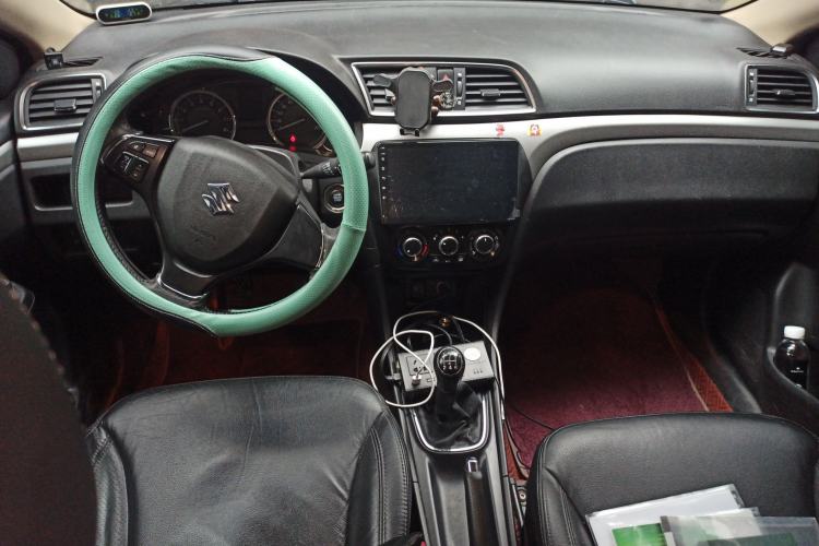 Used Suzuki Alivio 2015 1.6L Manual Enjoyment Model Center Console