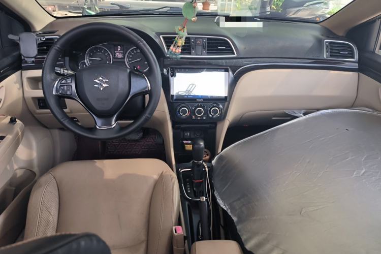 Used Suzuki Alivio 2015 1.6L Automatic Enjoyment Model Center Console