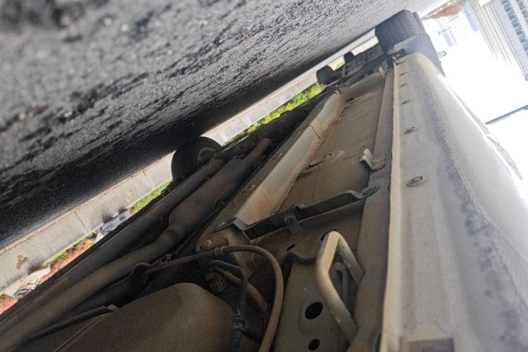 Used Suzuki Alivio 2015 1.6L Automatic Comfort Model Chassis Rear Left
