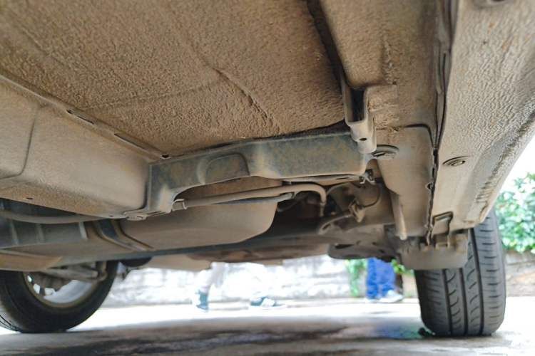 Used Suzuki Alivio 2015 1.6L Manual Comfort Model Chassis Rear Left