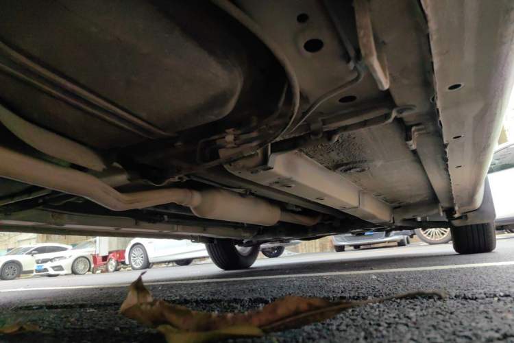 Used Suzuki Alivio 2015 1.6L Manual Comfort Model Chassis Rear Right