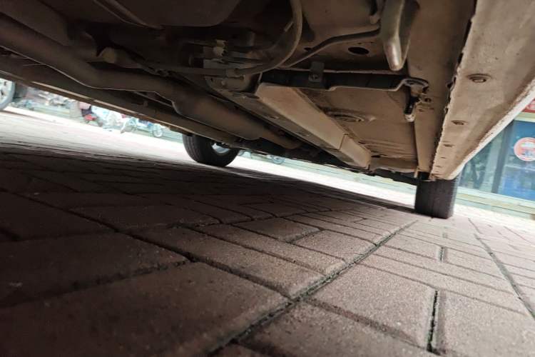 Used Suzuki Alivio 2015 1.6L Manual Comfort Model Chassis Rear Right