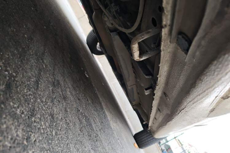 Used Suzuki Alivio 2015 1.6L Manual Comfort Model Chassis Rear Right