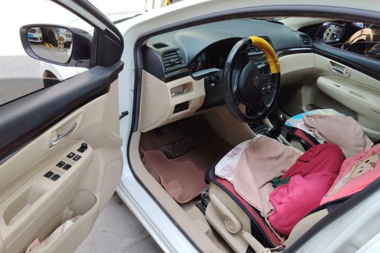 Used Suzuki Alivio 2015 1.6L Manual Comfort Model Driver Seat