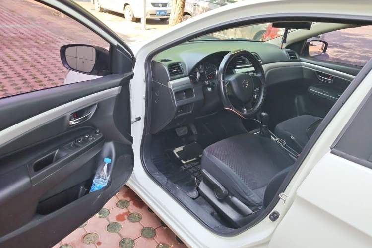 Used Suzuki Alivio 2015 1.6L Automatic Comfort Model Driver Seat