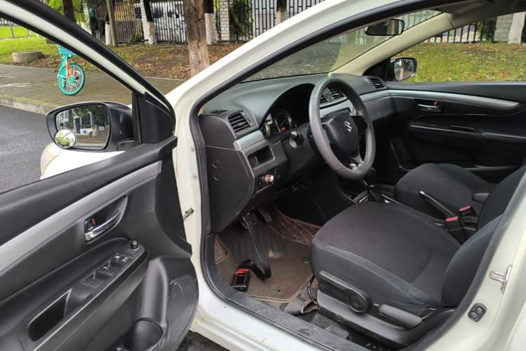 Used Suzuki Alivio 2015 1.6L Automatic Comfort Model Driver Seat