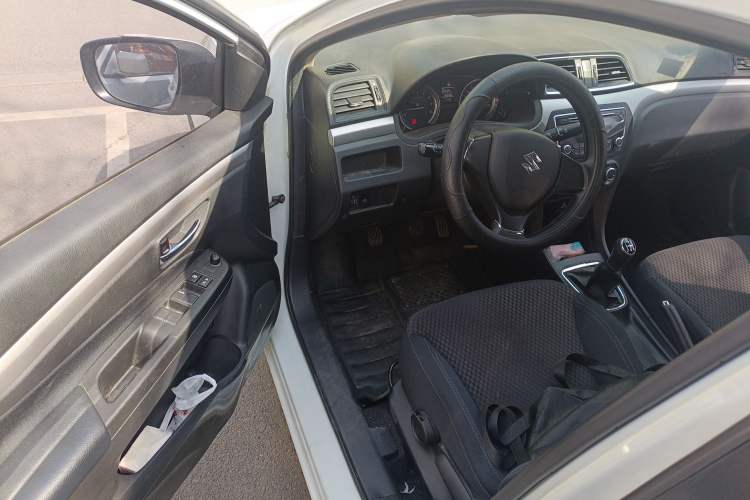Used Suzuki Alivio 2015 1.6L Manual Comfort Model Driver Seat