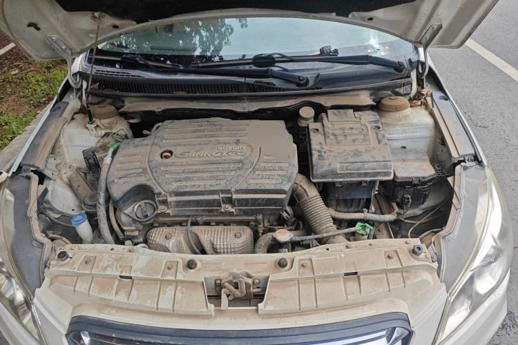 Used Suzuki Alivio 2015 1.6L Automatic Comfort Model Engine Bay
