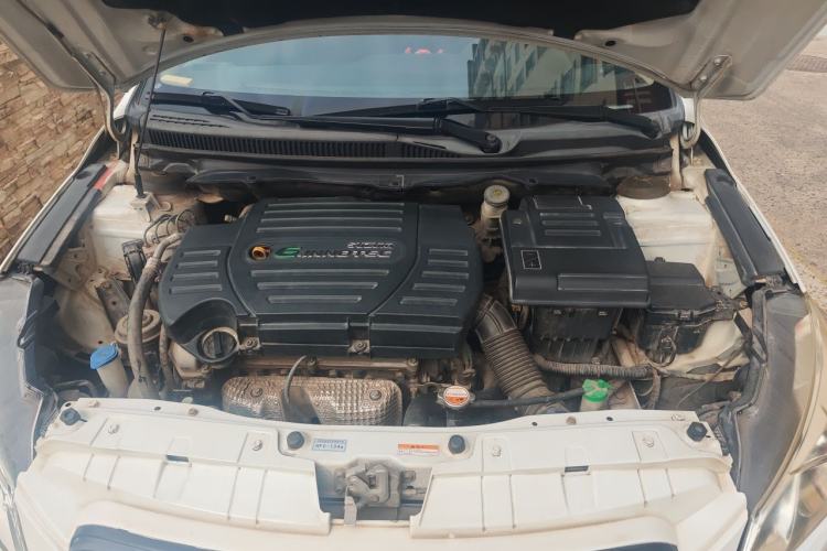 Used Suzuki Alivio 2015 1.6L Manual Comfort Model Engine Bay