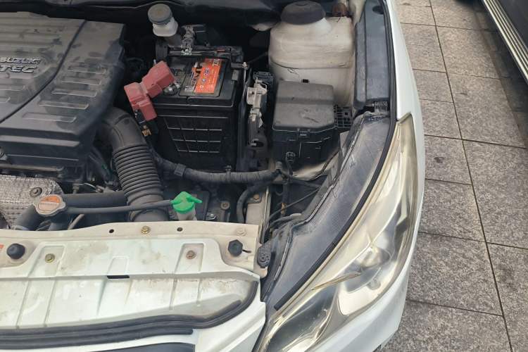 Used Suzuki Alivio 2015 1.6L Automatic Enjoyment Model Engine Bay Left