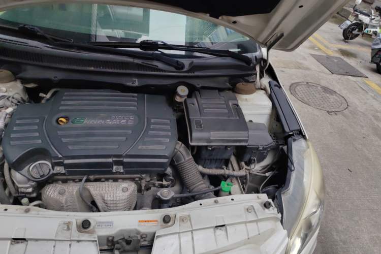 Used Suzuki Alivio 2015 1.6L Automatic Enjoyment Model Engine Bay Left
