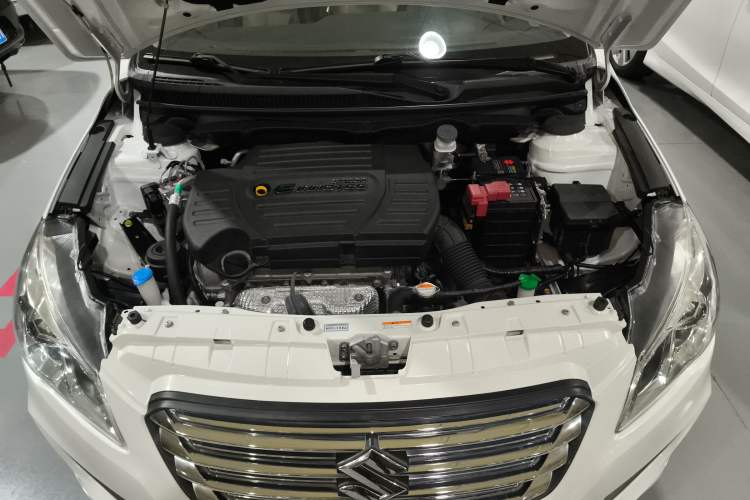 Used Suzuki Alivio 2015 1.6L Manual Comfort Model Engine Bay