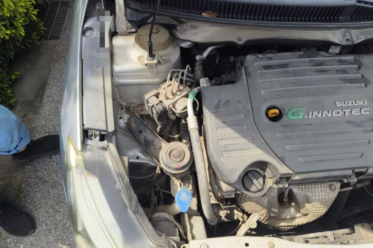 Used Suzuki Alivio 2015 1.6L Manual Comfort Model Engine Bay Right