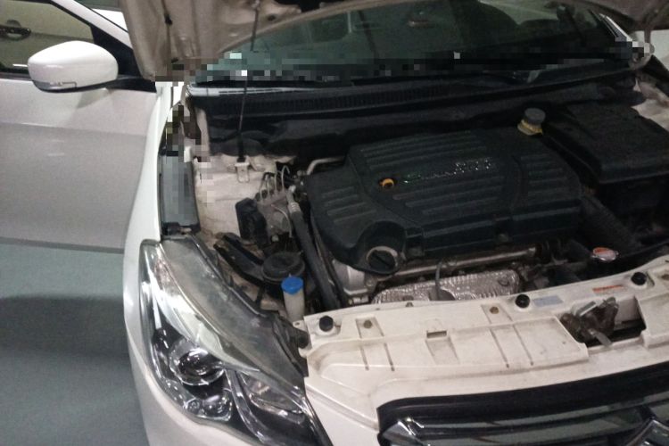 Used Suzuki Alivio 2015 1.6L Manual Enjoyment Model Engine Bay Right