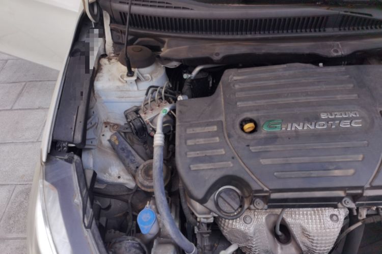 Used Suzuki Alivio 2015 1.6L Manual Comfort Model Engine Bay Right