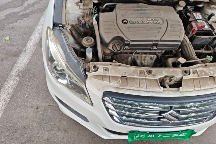 Used Suzuki Alivio 2015 1.6L Manual Comfort Model Engine Bay Right