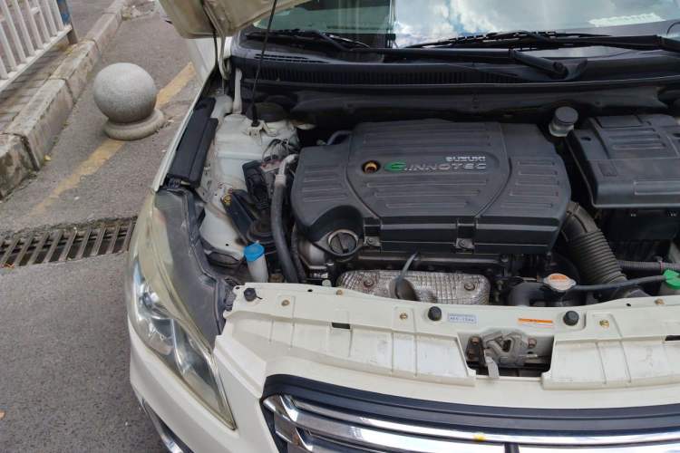 Used Suzuki Alivio 2015 1.6L Manual Enjoyment Model Engine Bay Right