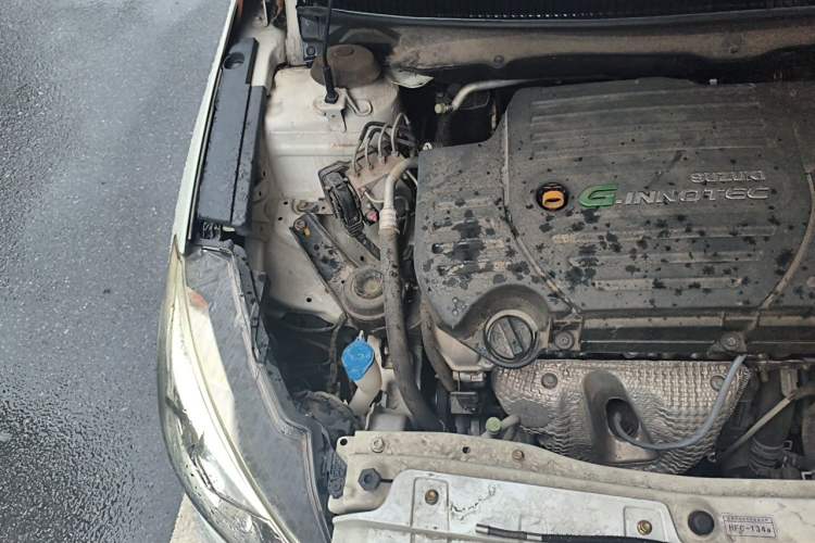 Used Suzuki Alivio 2015 1.6L Automatic Comfort Model Engine Bay Right