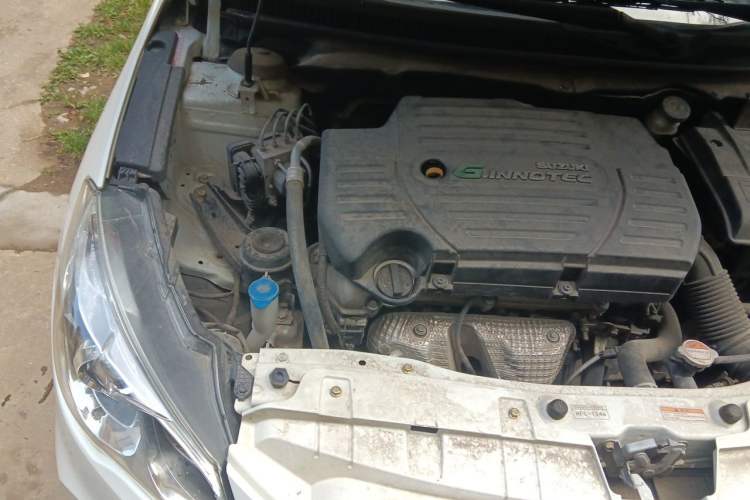 Used Suzuki Alivio 2015 1.6L Manual Enjoyment Model Engine Bay Right
