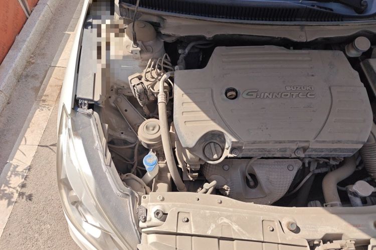 Used Suzuki Alivio 2015 1.6L Manual Comfort Model Engine Bay Right