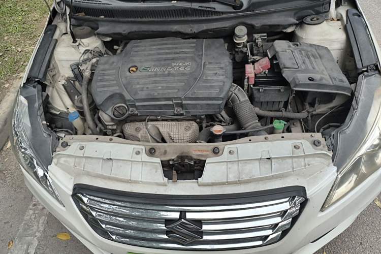 Used Suzuki Alivio 2015 1.6L Manual Comfort Model Engine Bay