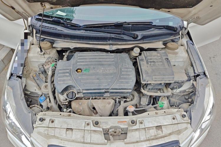 Used Suzuki Alivio 2015 1.6L Manual Comfort Model Engine Bay