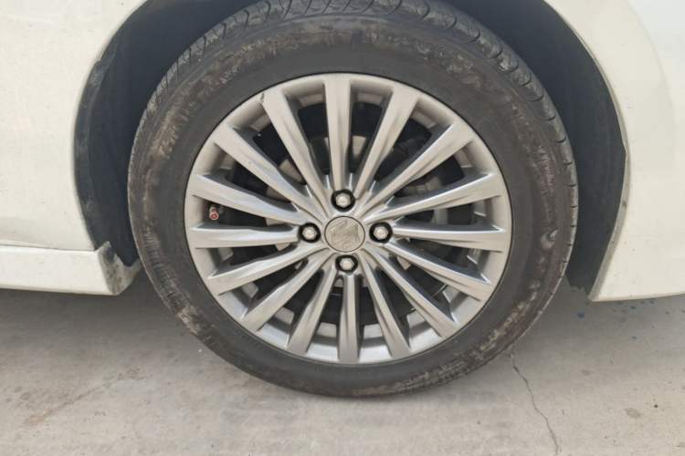 Used Suzuki Alivio 2015 1.6L Automatic Enjoyment Model Exterior 1