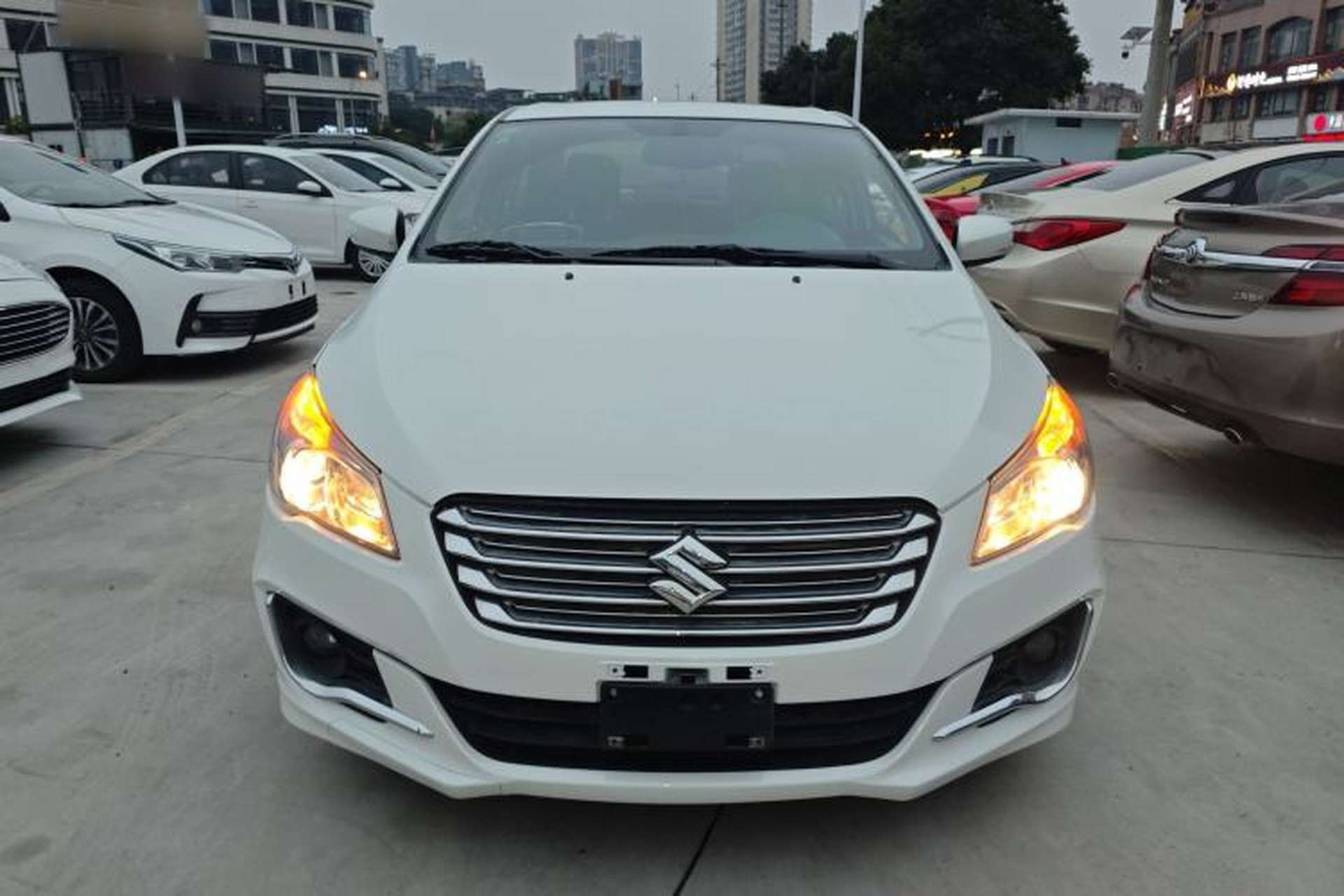 Used Suzuki Alivio 2015 1.6L Automatic Enjoyment Model Exterior 1