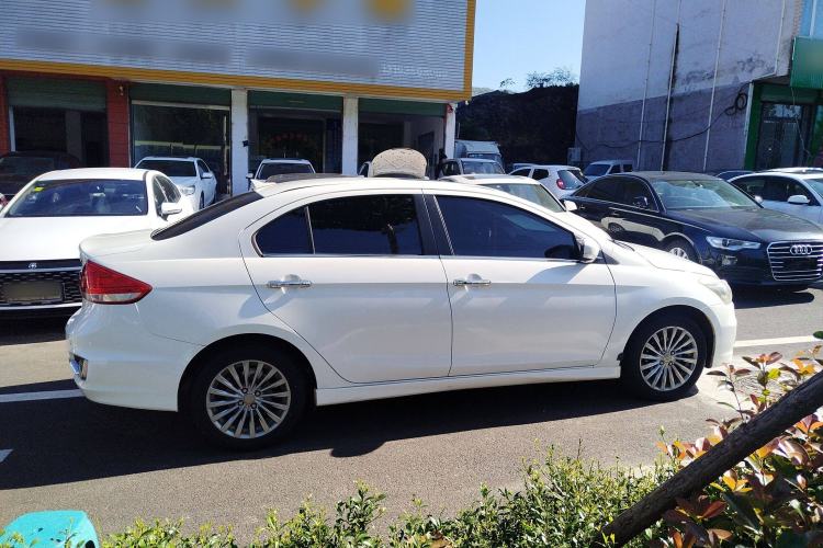 Used Suzuki Alivio 2015 1.6L Manual Enjoyment Model Exterior 2