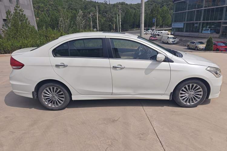 Used Suzuki Alivio 2015 1.6L Automatic Enjoyment Model Exterior 2