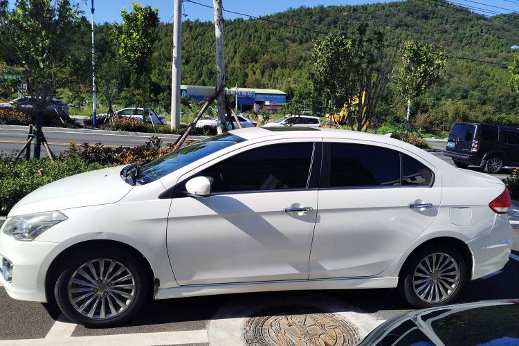 Used Suzuki Alivio 2015 1.6L Manual Enjoyment Model Exterior 5