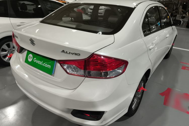 Used Suzuki Alivio 2015 1.6L Manual Comfort Model Exterior 5