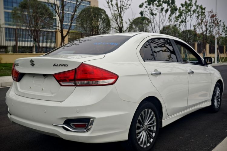Used Suzuki Alivio 2015 1.6L Automatic Enjoyment Model Exterior 8
