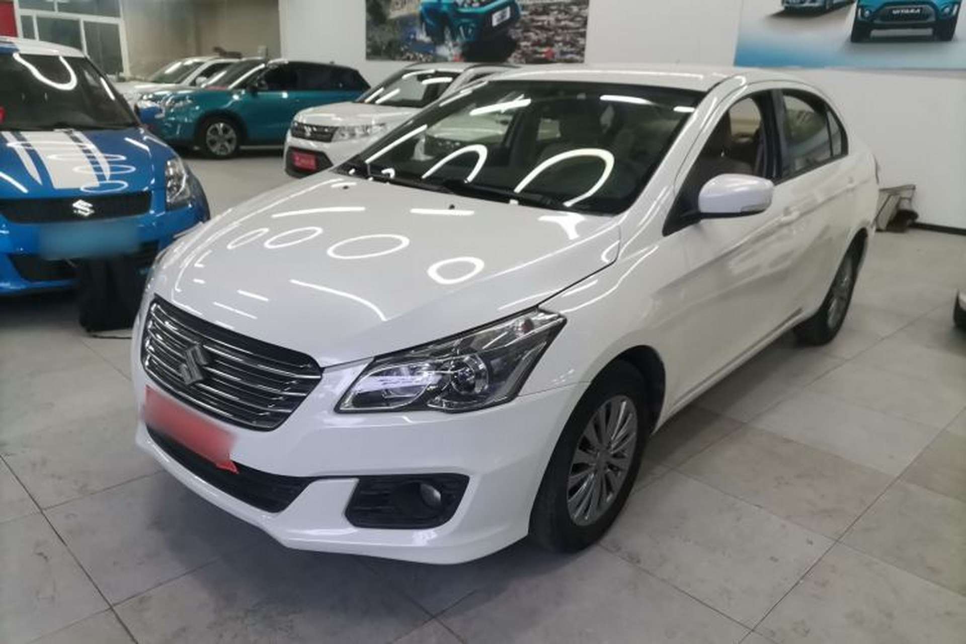 Used Suzuki Alivio 2015 1.6L Automatic Comfort Model Front Left 45 Deg