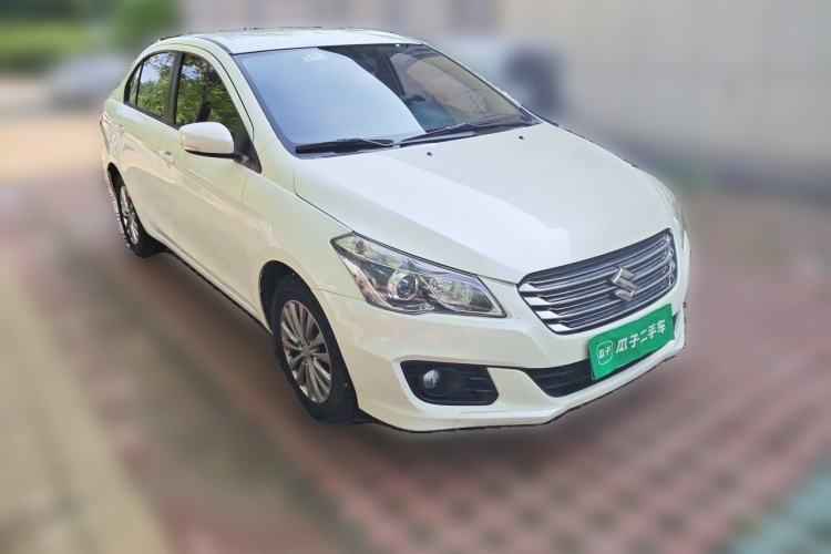 Used Suzuki Alivio 2015 1.6L Automatic Comfort Model Front Right 45 Deg