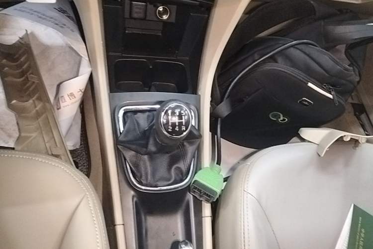 Used Suzuki Alivio 2015 1.6L Manual Comfort Model Gear Lever